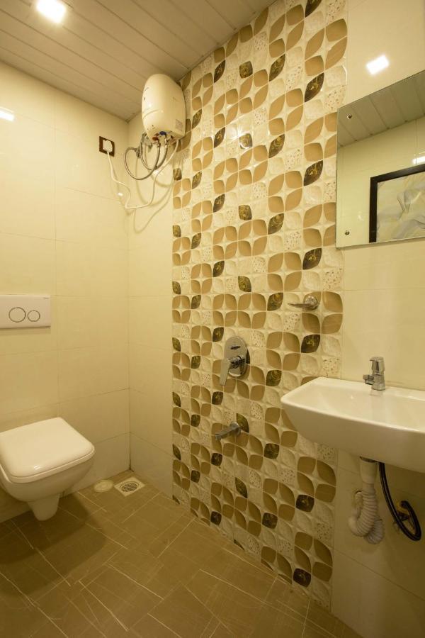 Hotel Apsara- Near J J Hospital Bombaj Zewnętrze zdjęcie